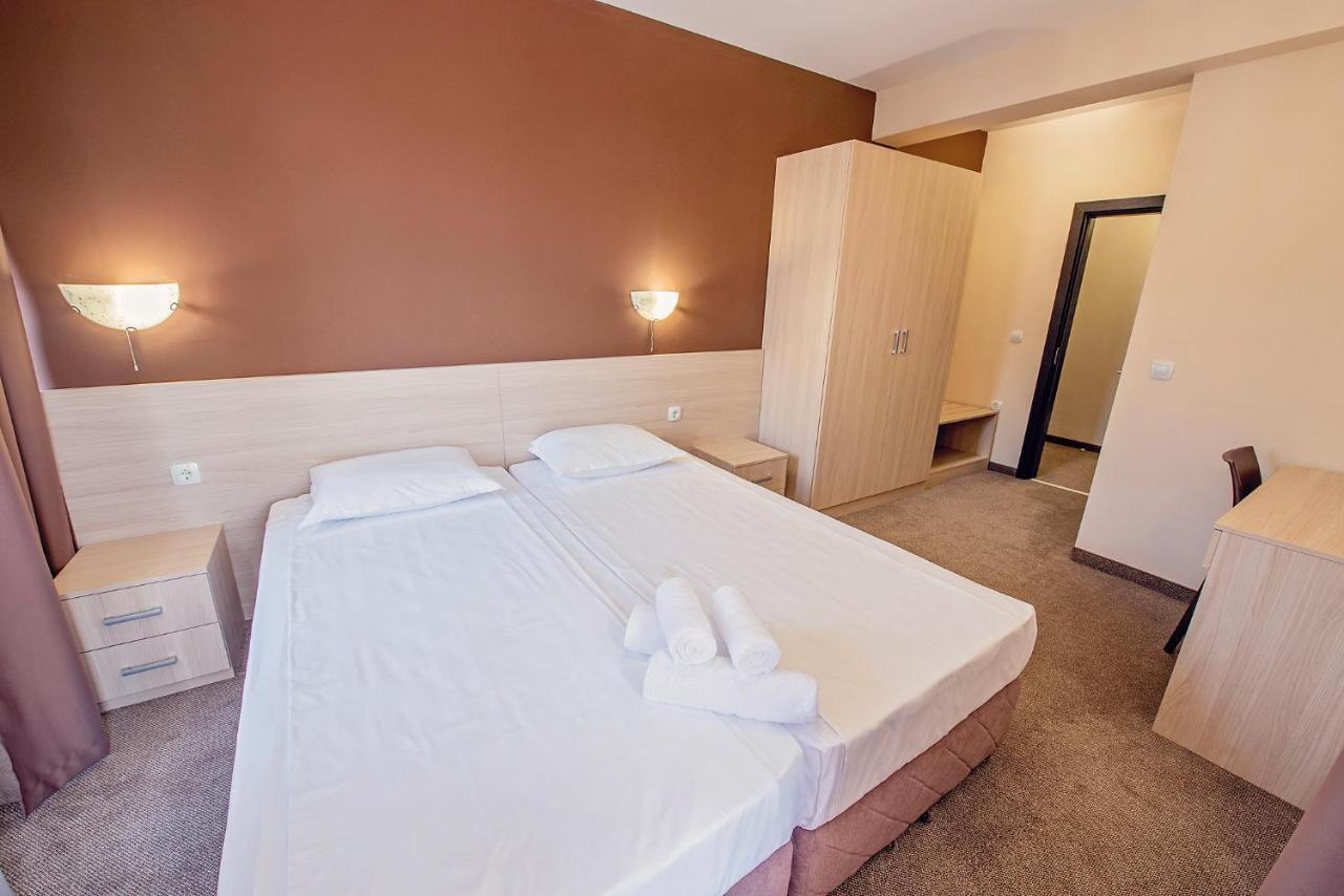 Hotel Santa Maria Obzor Bagian luar foto
