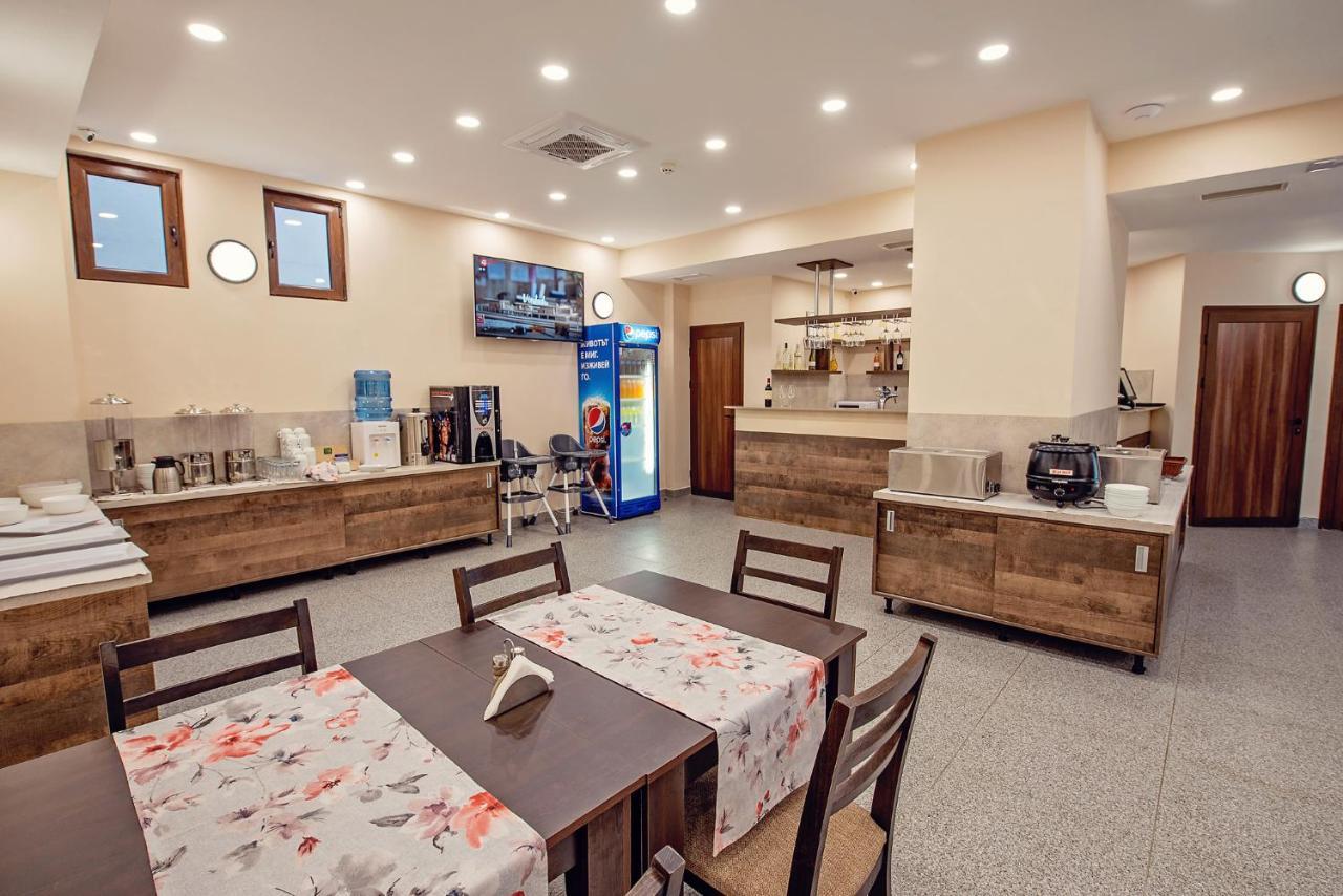 Hotel Santa Maria Obzor Bagian luar foto